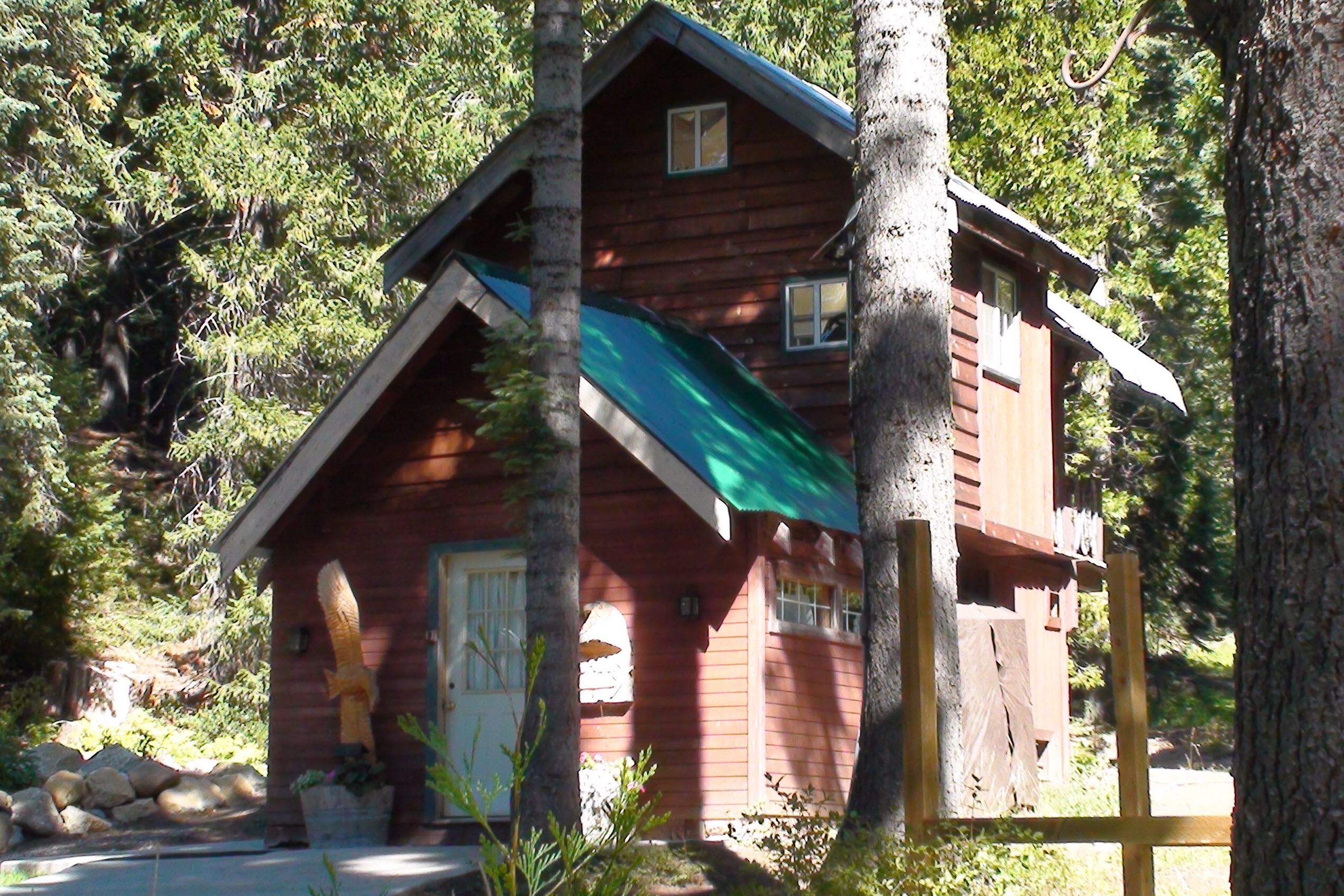 Lodging Northern California Cabins.